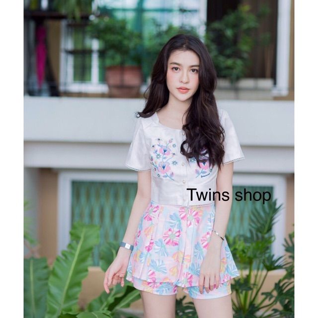 ป้ายTwins shop