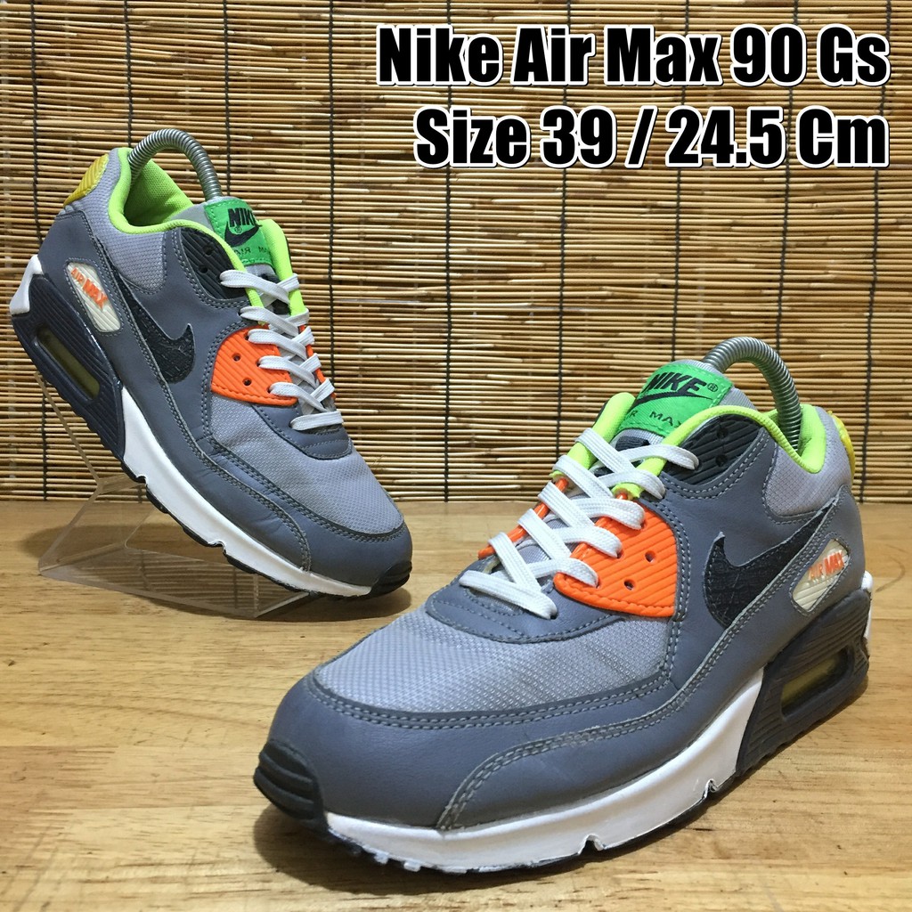 Nike Air Max 90 GS รองเท้าผ้าใบมือสอง