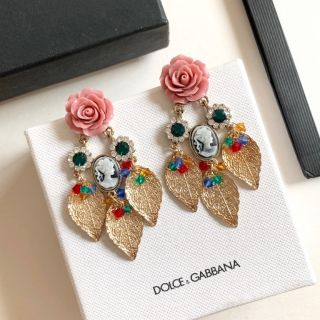 ต่างหู D&amp;G สาย Vintage​ ต้องมี!