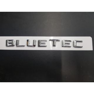 Logo Bluetec ของรถ Benz แบบนู่น