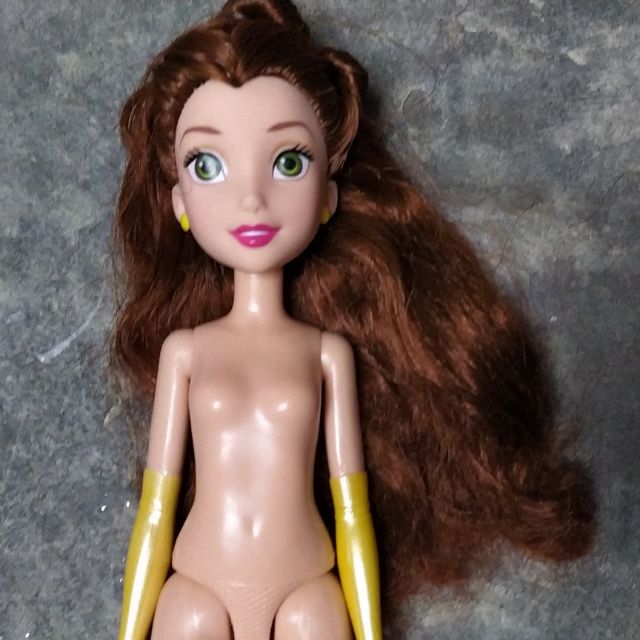 ตุ๊กตาบาร์บี้เจ้าหญิงดิสนีย์ เบลล์ belle Barbie doll Disney's princess beauty and the beast