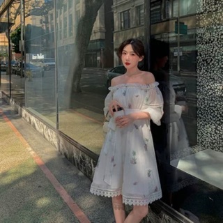 เดรสแต่งขอบลูกไม้ สไตล์เกาหลี 🌥🌈❄️