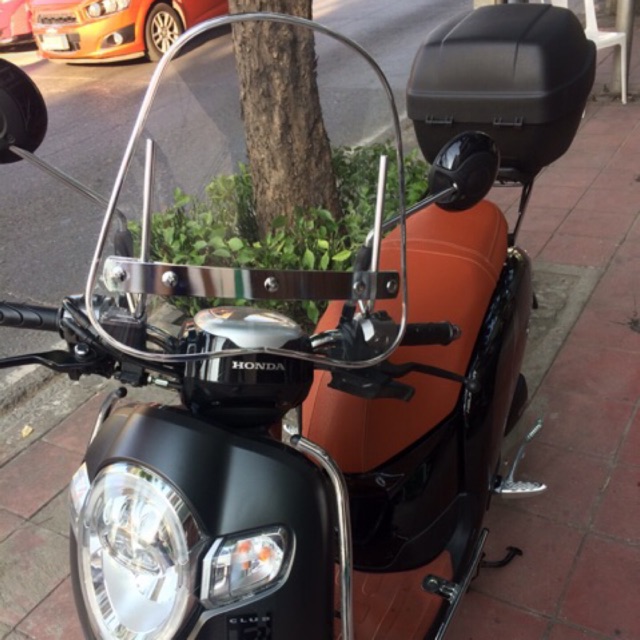 ชิวหน้า ใส่ Honda ทุกรุ่น (แข็งแรงมาก) SCOOPY-I / CLICK-125-150 / WAVE110-125I / I-CON /DREAM SUPER CUP