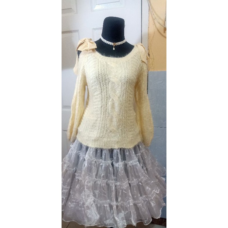 เสื้อกันหนาวผึ้ง Cecil MC