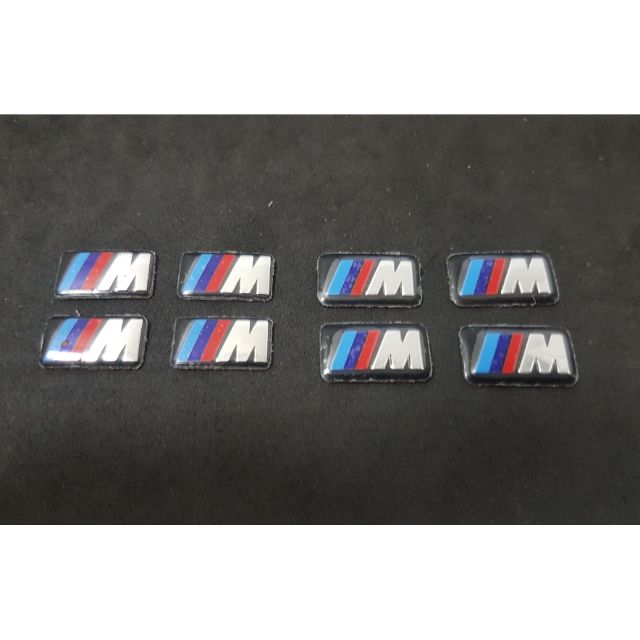 Best saller โลโก้ ///M ชุด 4 ชิ้น ติดพวงมาลัย ติดล้อ แต่ง 1.6 cm , 2 cm แป้นเหยียบกันลื่น logo logoรถ โลโก้รถ ดุมล้อ BENZ