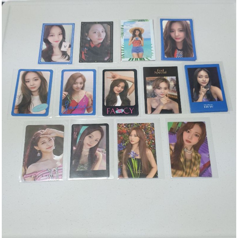 สองครั้งโฟโต้การ์ดอย่างเป็นทางการจาก ALBUM MEMBER TZUYU