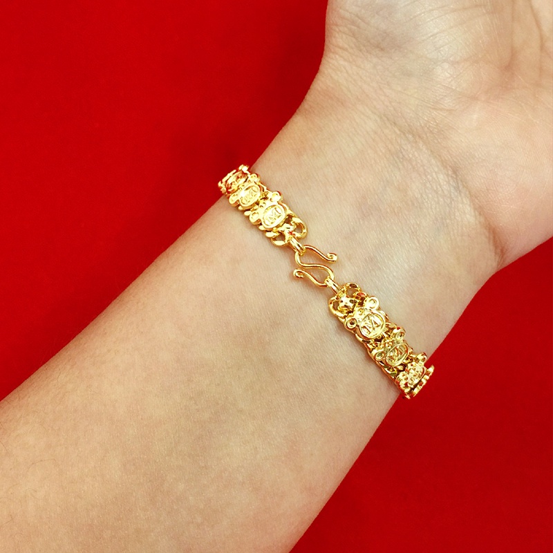 สร้อยข้อมือทองแพร คละแบบ ความยาว 6.5 นิ้ว งานแฟชั่น ชุบทอง ใส่ได้ทุกโอกาส รูปถ่ายจากสินค้าจริง พร้อมส่ง