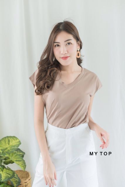 MYTOP​🌸Hot🔥Code: K26 เสื้อยืดคอวี แขนล้ำ งานมีดีเทลเล็กๆ ผ้า ZaRa - รูปที่ 4