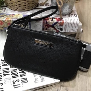 BURBERRY FRAGRANCES SIMPLE PURSE WRISTLET Gift With Purchase Limited Edition พรีเมี่ยมกิ๊ฟจากเคาน์เตอร์น้ำหอม