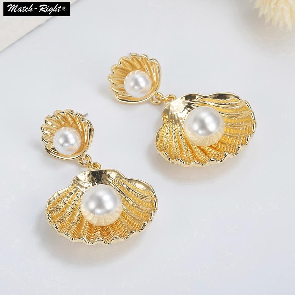 ต่างหูแฟชั่น  ต่างหูแบบติดหูย้อนยุค  Statement Earrings Pearls Sea Shell Sweet Earrings