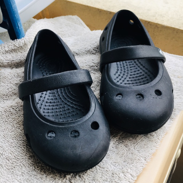รองเท้าเด็กมือสองแบรนด์ Crocs