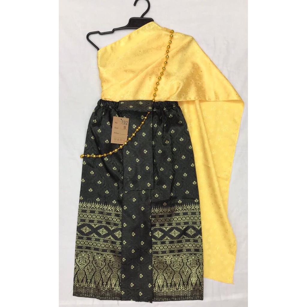 ชุดไทยเด็กผู้หญิง สีเหลือง สไบ ผ้าถุง สังวาล