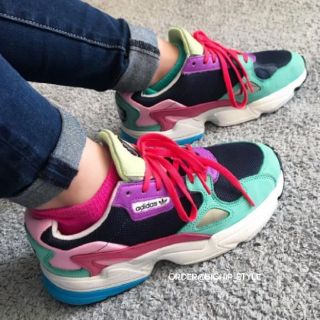 💮พร้อมส่ง💮Adidas Falcon รุ่นใหม่สีแจ่มว้าววว CG6211