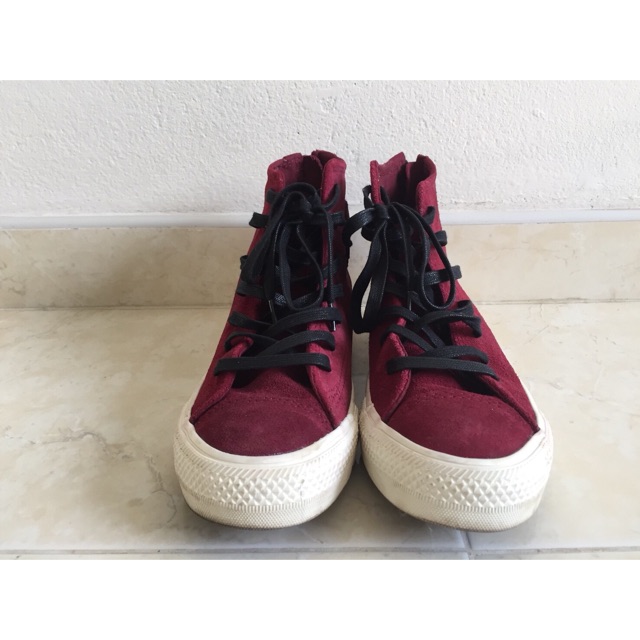 Converse หุ้มข้อ