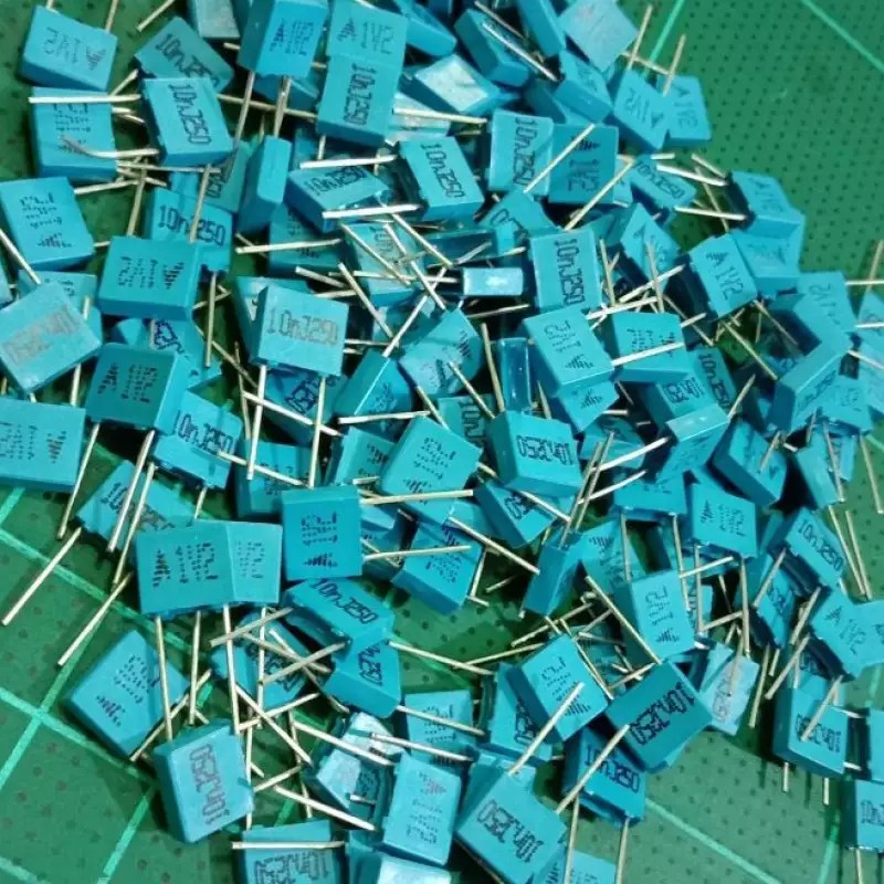 0.01UF 250V(103=10NF)Epcosสีฟ้า แท้-ใหม่ ขาห่าง5 มิล แพ็ค50 ตัว 190 บาท