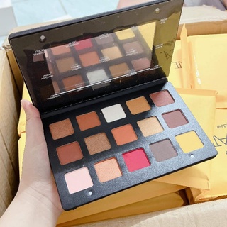 อายแชโดว์15สี เม็ดสีแน่นติดทน ตลับทอง(ซอง)