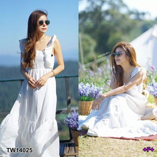 Maxi Dress เดรสยาว คอเหลี่ยม ดีเทลระบาย