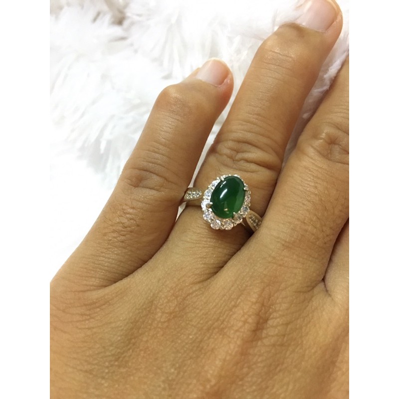 แหวนหยกพม่าแท้สีเขียว