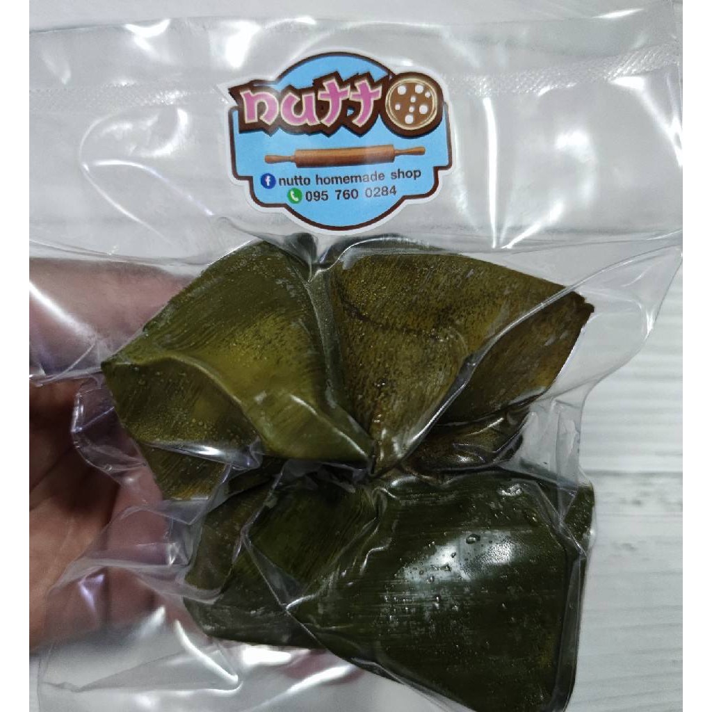 ขนมเทียนไส้เค็ม หวาน ใส่ชิวคัก และขนมเข่ง ชิ้นละ 12 บาท สั่งขั้นต่ำ 4 ลูก