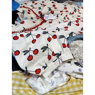 สายส่งขายเหมาเสื้อผ้าแฟชั่นงานนำเข้ามือหนึ่ง