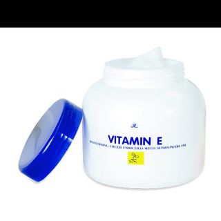 AR Vitamin E Moisturizing Cream