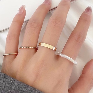 แหวนเซ็ตเรียบๆสีทองไข่มุก 4pcs simple and pearl  ring