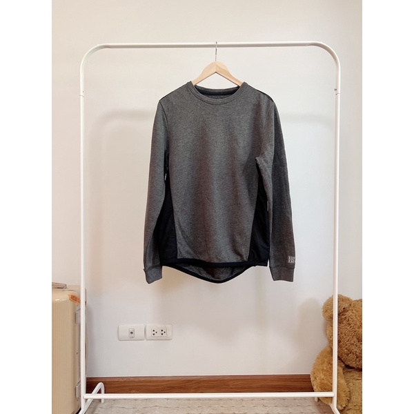 Hollister Sweater สีเทาดำ