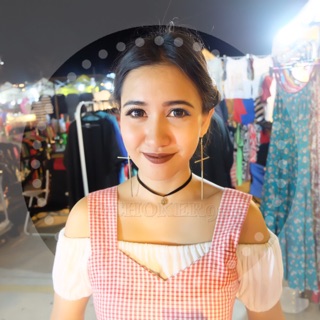 Snowflakes Choker