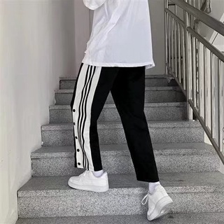【เสื้อผ้า DM】กางเกงลำลองผู้ชายทรงหลวมลายทางขาวดำ S-3XL