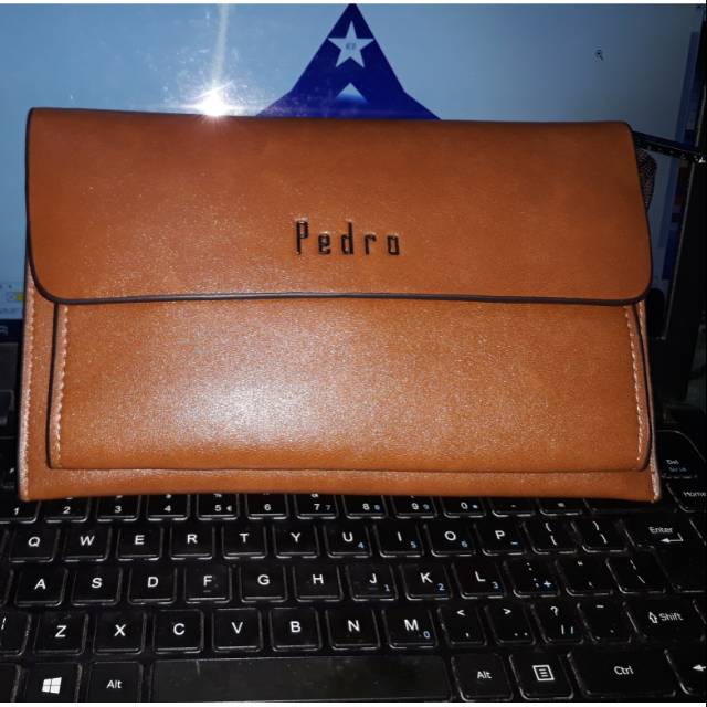 กระเป๋าสตางค์ Pedro*