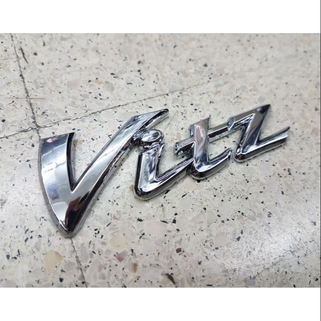 TOYOTA VITZ LOGO 3D โลโก้ติดท้าย