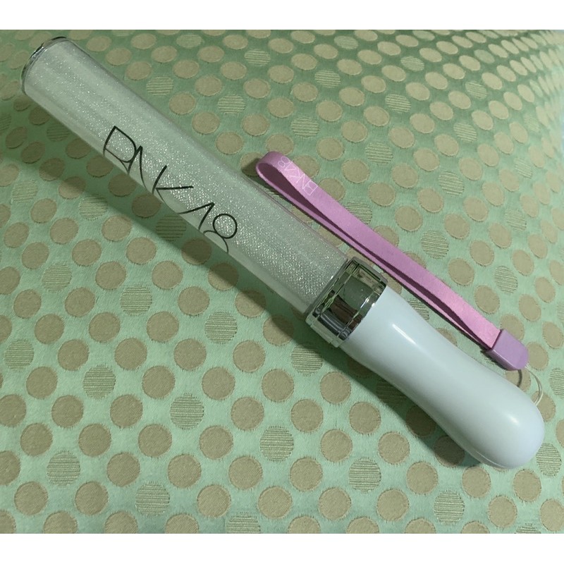 [พร้อมส่ง] แท่งไฟ BNK48 มือ 2 ไม่มีซอง ของแท้ 100%