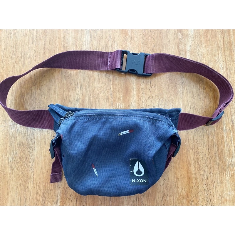 กระเป๋าคาดเอว/อก Nixon ของแท้ 💯%