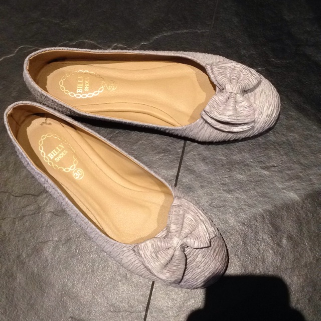 รองเท้า Billy shoes เบอร์ 38 ลายผ้าแตกๆ ผูกโบว์