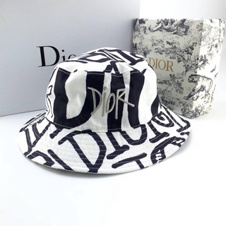 หมวกบักเก็ต CT DIOR AND SHAWN HAT ภาพจากสินค้าที่จะได้รับ🎁