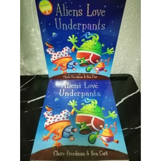 Aliens Love Underpants ปกอ่อน เล่มใหญ่ -22