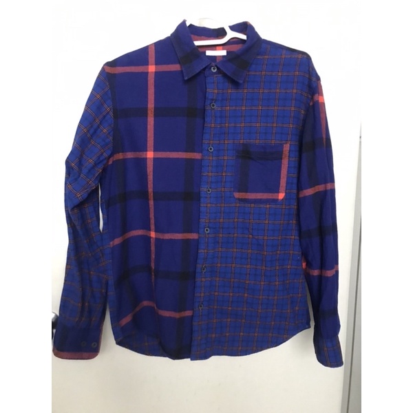 GU shirt ลายต่อ มือสอง