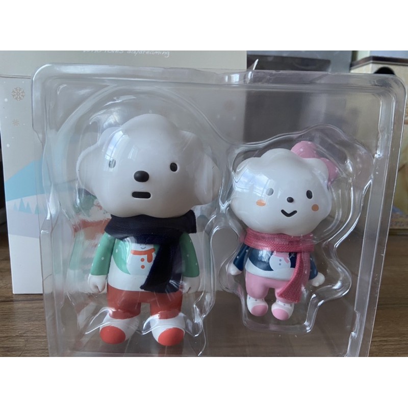 Fluffy House Cloudy Rainbow Style Winter Snow Limited