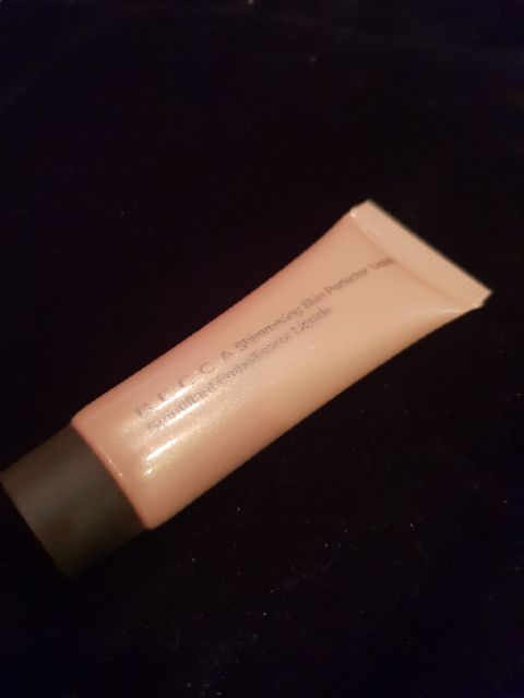 BECCA Shimmering Skin Perfector Liquid Opal