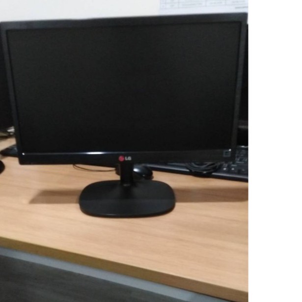 จอคอมพิวเตอร์ LED LG 20M350-B  20" (สินค้ามือสอง) สภาพ95%