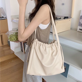 กระเป๋าสะพายไหล่ Bubble beige พร้อมส่ง (MN033)