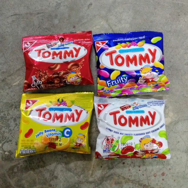 ขนมลูกอม Tommy 18 กรัม x 4 รสชาติ cola/fruity/VitaminC/MixSoda ขนมย้อนวัย ขนมยุค90