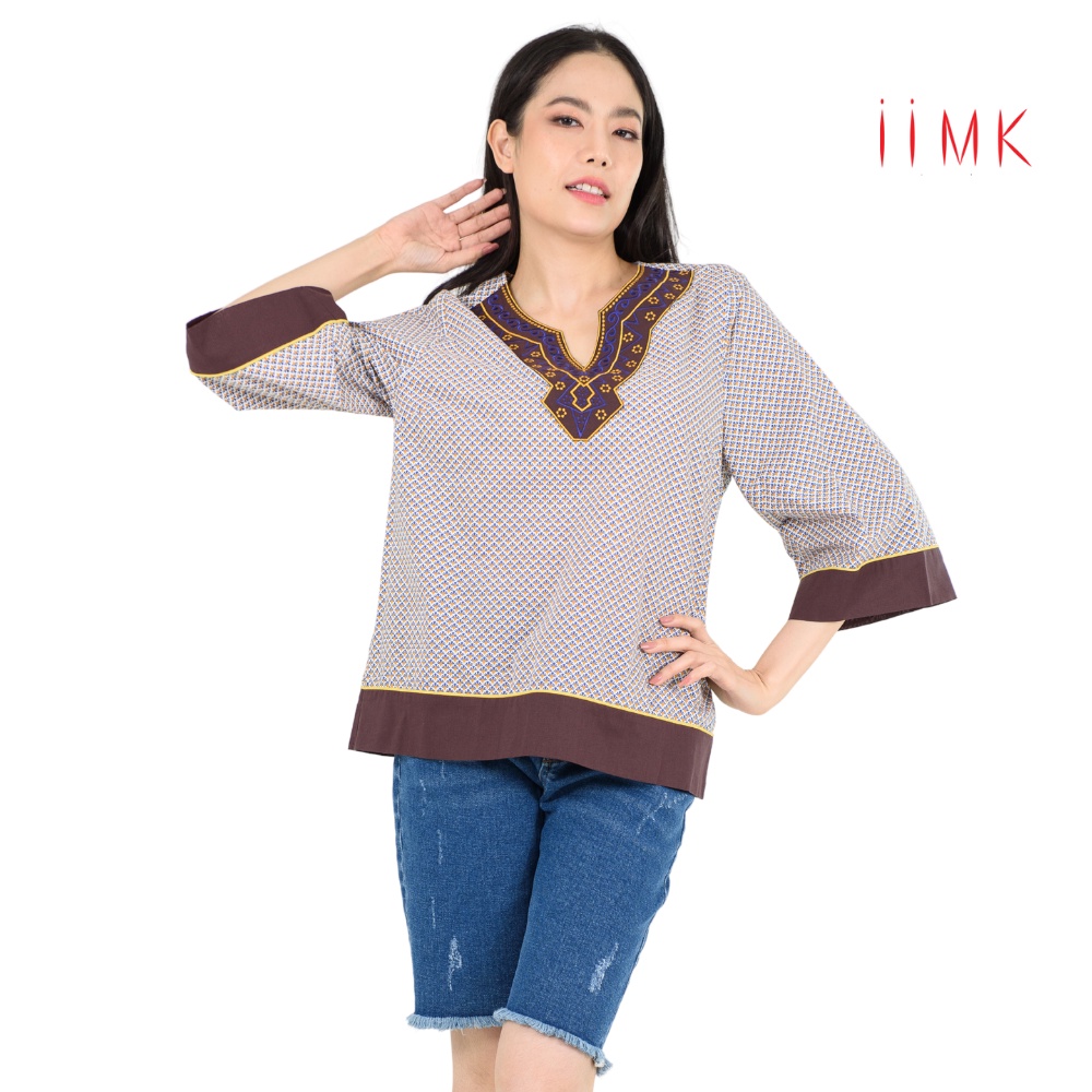 iiMK | เสื้อเบลาส์ผ้าคอตตอนพิมพ์ลาย แขน 3 ส่วน WKB425