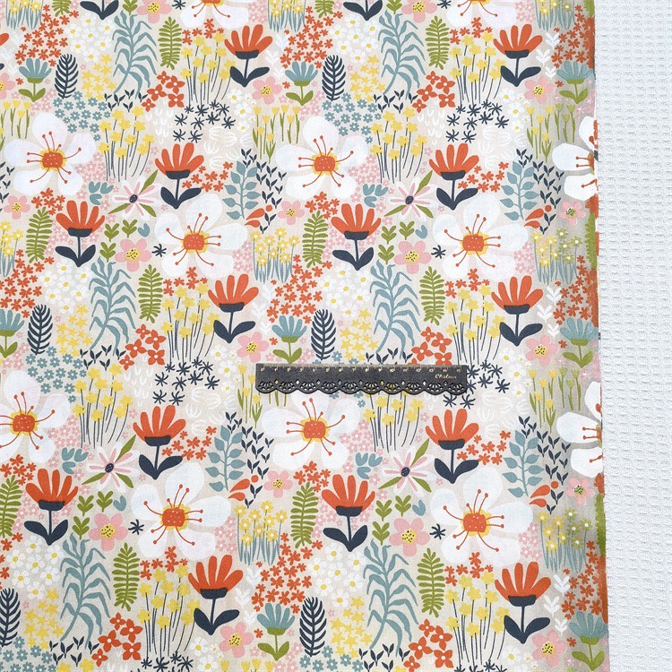 ผ้าคอตตอน 100% ทอทวิล หน้ากว้าง 1.60 เมตร พิมพ์ลายดอกไม้ ตัดขายเป็นเมตร - รูปที่ 2