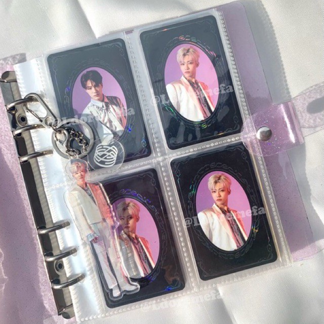 [ลดล้างสต็อก ] แฟ้มใส กลิตเตอร์ 4 ช่อง ได้ไส้แฟ้ม 25 แผ่น แฟ้มเก็บการ์ด แฟ้มสะสมการ์ด แฟ้มใส่การ์ด