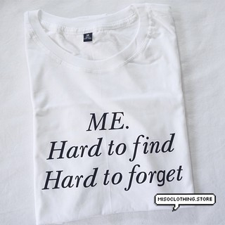 "ME." เสื้อยืดสกรีน สวมใส่สบาย