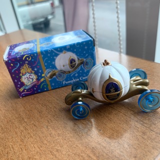 Limited Edition 35th รถเหล็กฟักทอง tomica จาก tokyo disney resort