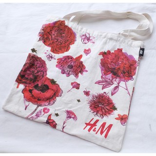 H&amp;M Tote Bag กว้าง 15 นิ้ว ยาว 15 นิ้ว สีขาว มือสอง ของแท้