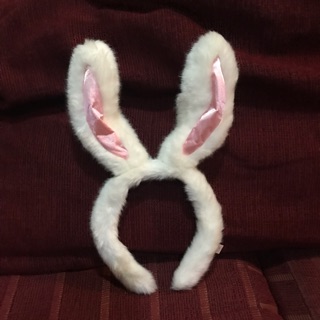 Used : ที่คาดผมหูกระต่ายดิสนีย์อีสเตอร์ หูพับได้ งานลิขสิทธิ์แท้มือ 2 จากญี่ปุ่น สภาพดี