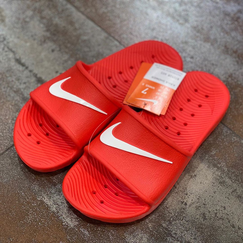 รองเท้าแตะ Nike Kawa Shower จากช้อป แท้100%